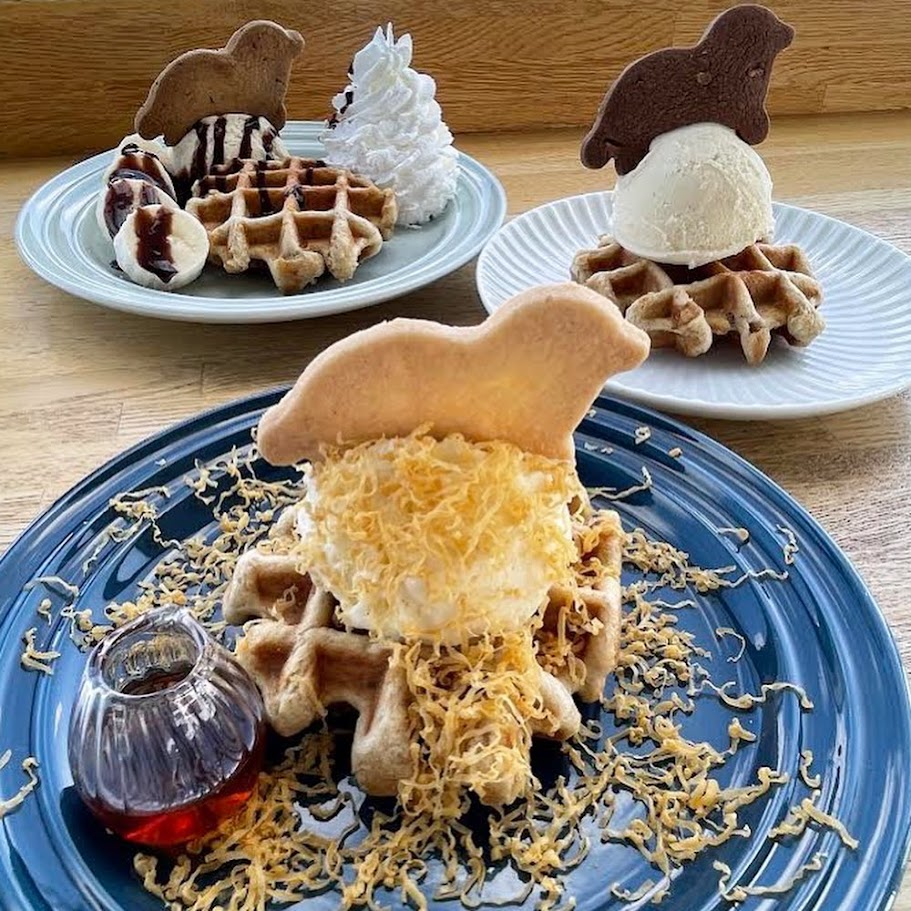 เสิร์ฟเมนูขนมหวานอร่อยๆ 