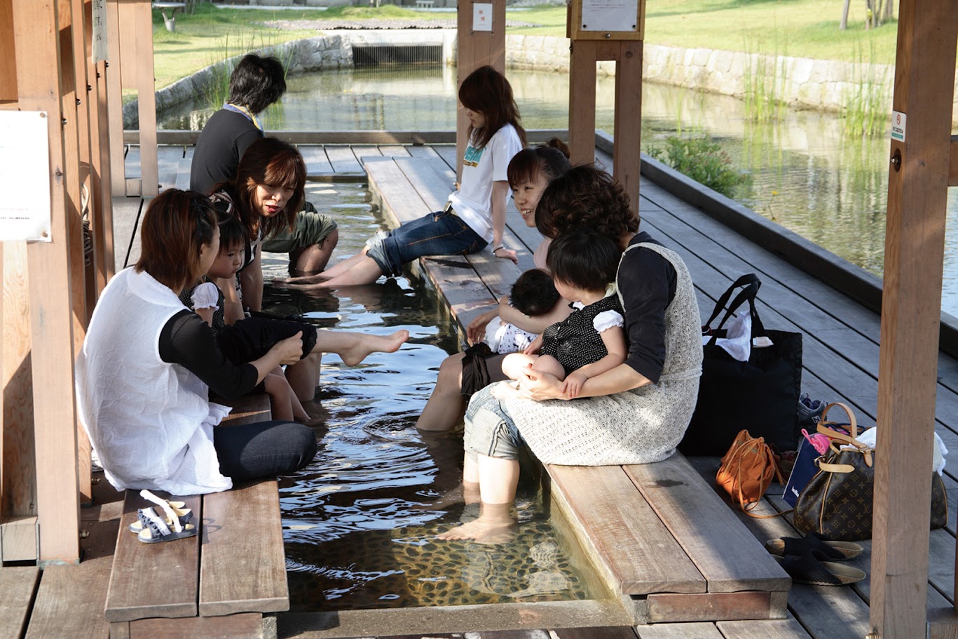 ยะมะนะกะ อนเซ็น (Yamanaka Onsen) 