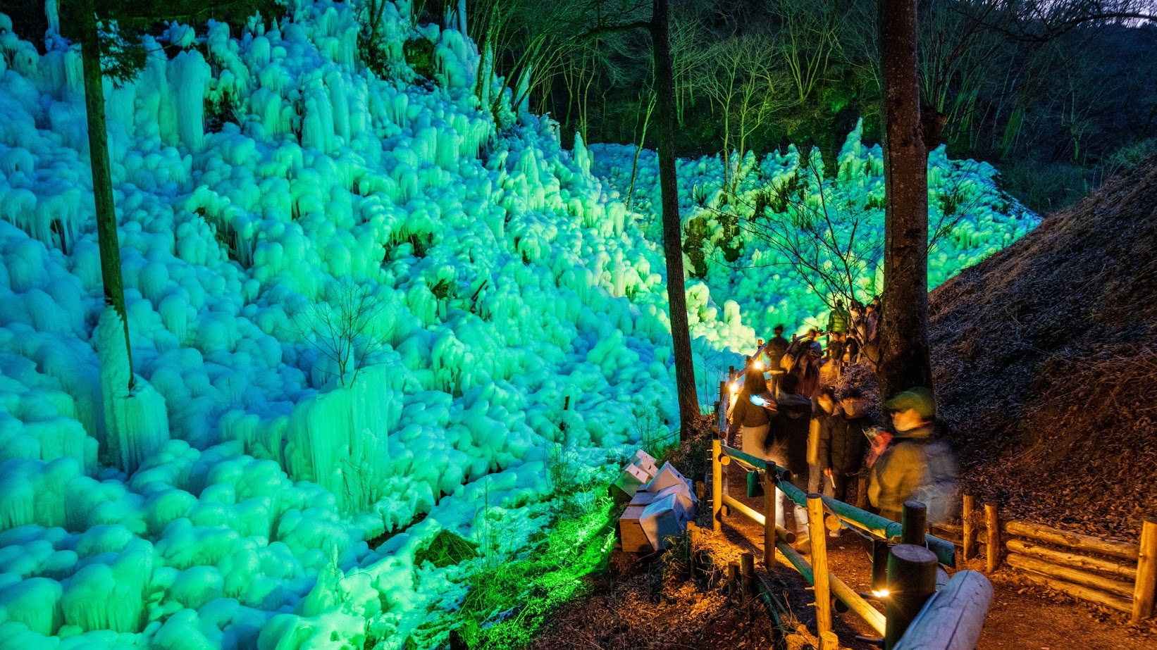 งานเทศกาลน้ำแข็งโอทะคิ (Otaki Ice Festival) 
