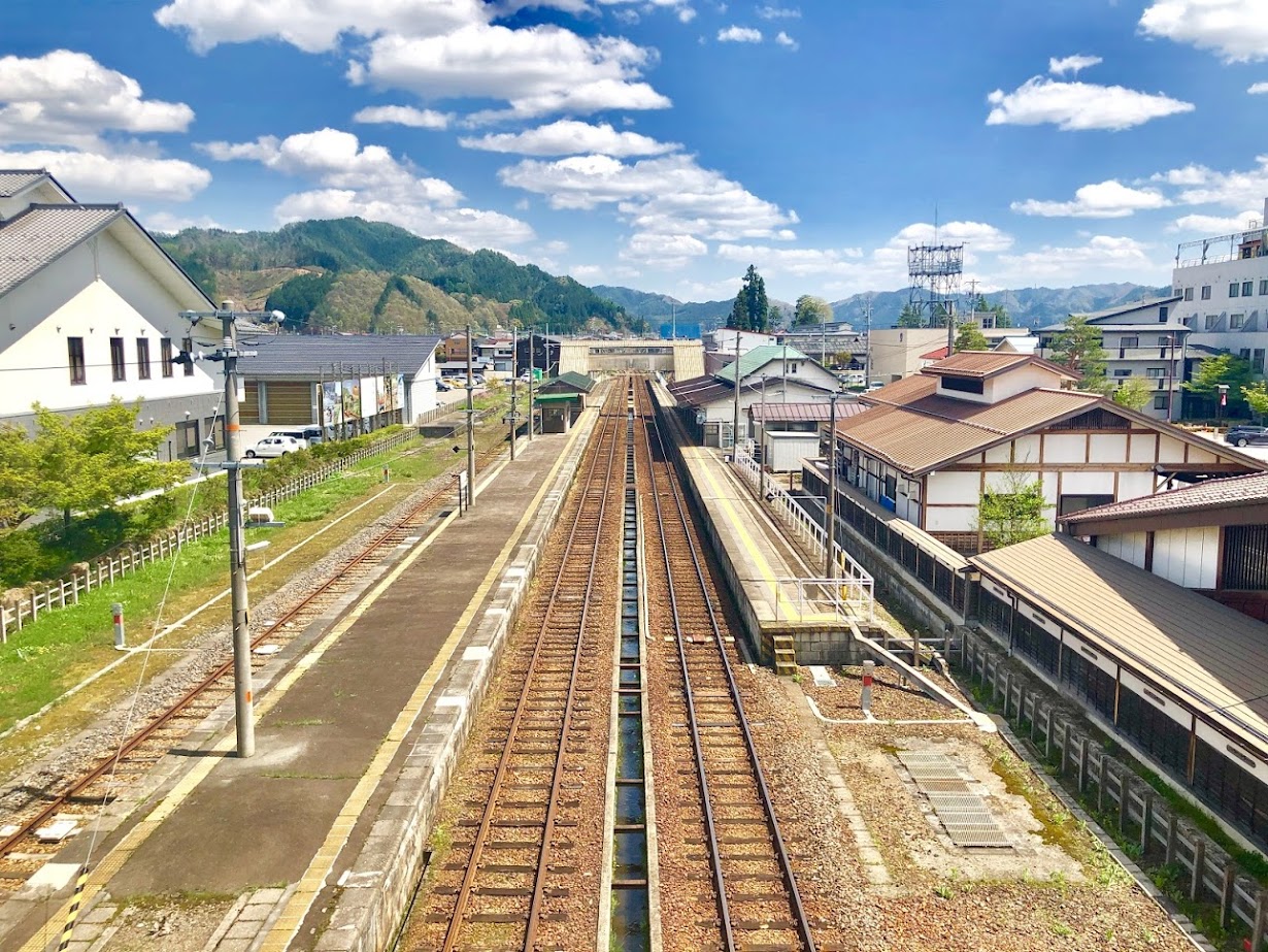 เมืองฮิดะฟุรุคาวะ (Hida Furukawa) ตั้งอยู่ในจังหวัดกิฟุ (Gifu)