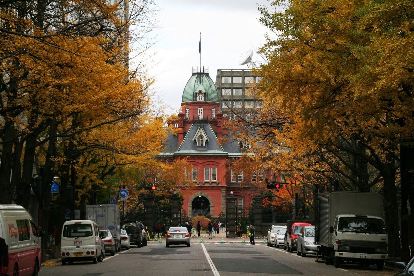ทำเนียบอิฐแดง (Red Brick Office)” ที่นี่เป็นหนึ่งในสถานที่ท่องเที่ยวชื่อดังของเมืองซัปโปโร (Sapporo)