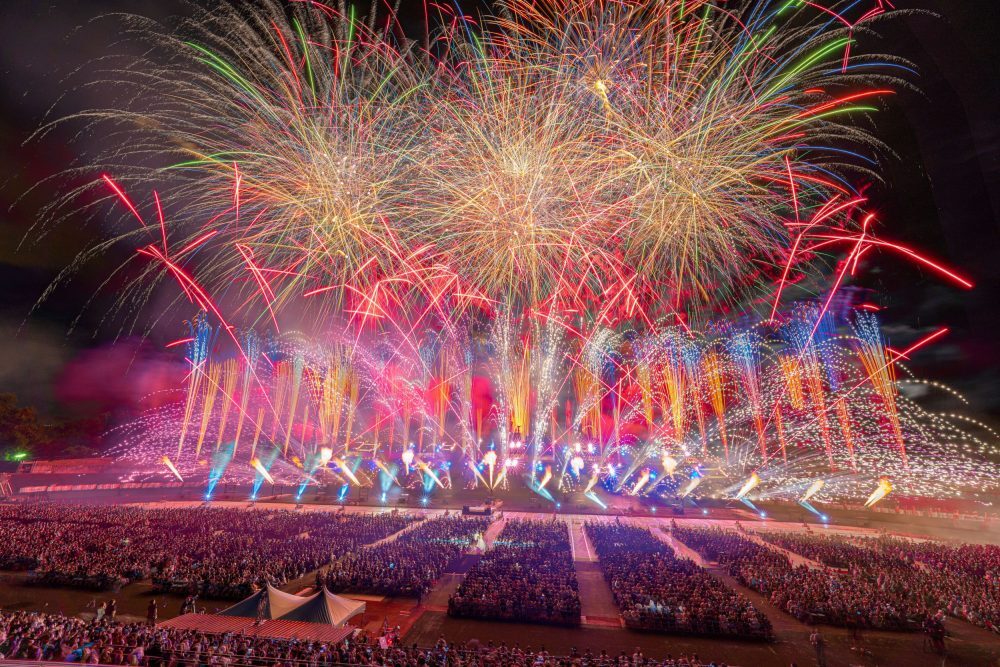 เทศกาลดอกไม้ไฟมะโคะมะไน ( Makomanai Hanabi ) เมืองซัปโปโร