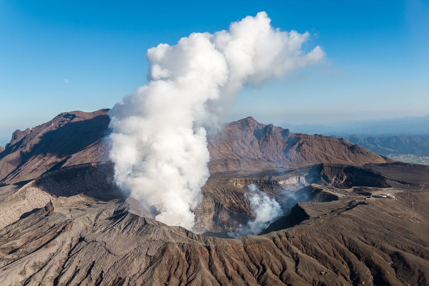 ภูเขาไฟอะโซะ (Mt. Aso)