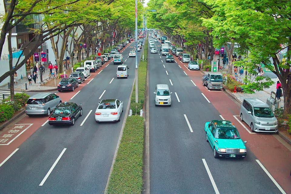 ที่จอดรถในใจกลางเมืองใหญ่มีราคาแพงมาก