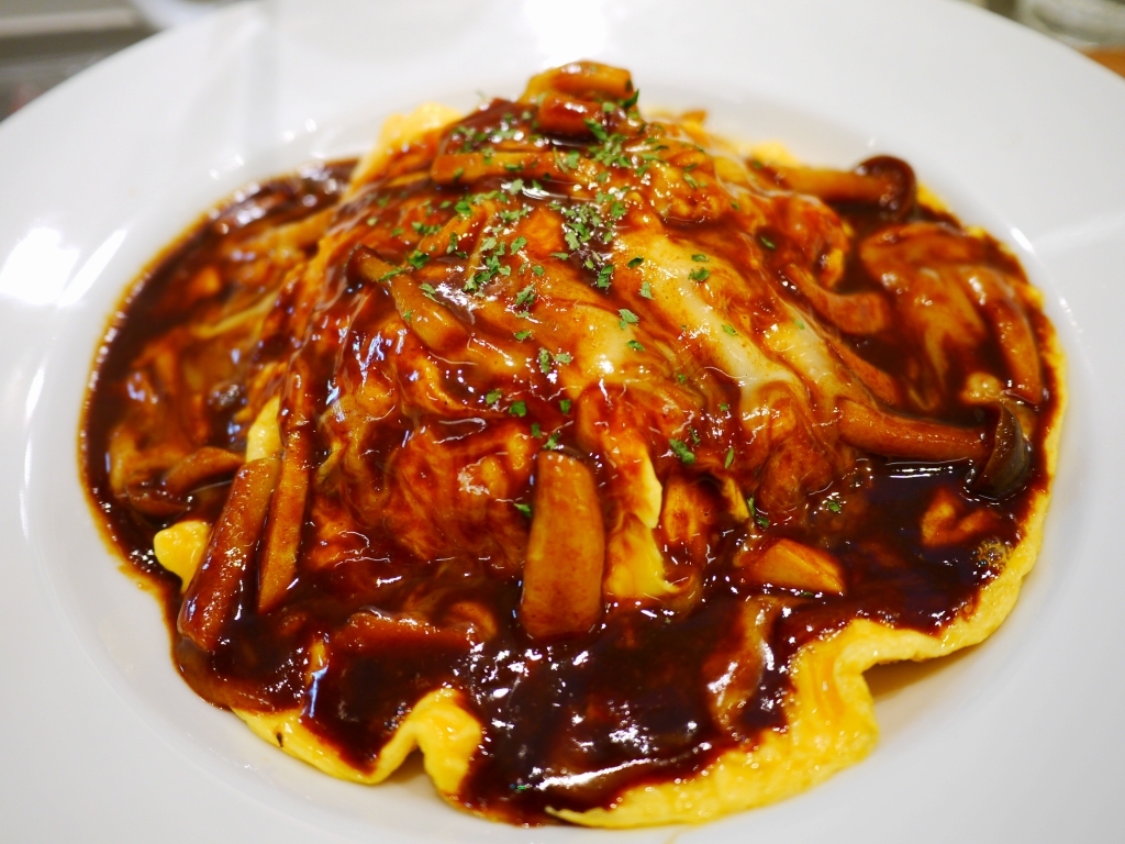 原宿　表参道　オムライス　専門店　たまごKitchen 原宿オム　Zacchino!