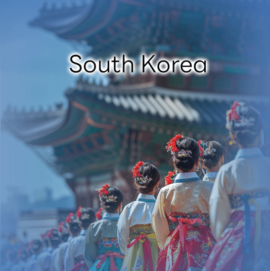 South Korea traditional costumes to the Gyeongbokgung Palace Savor South Korea in a classic way and add some surprising 'spices'