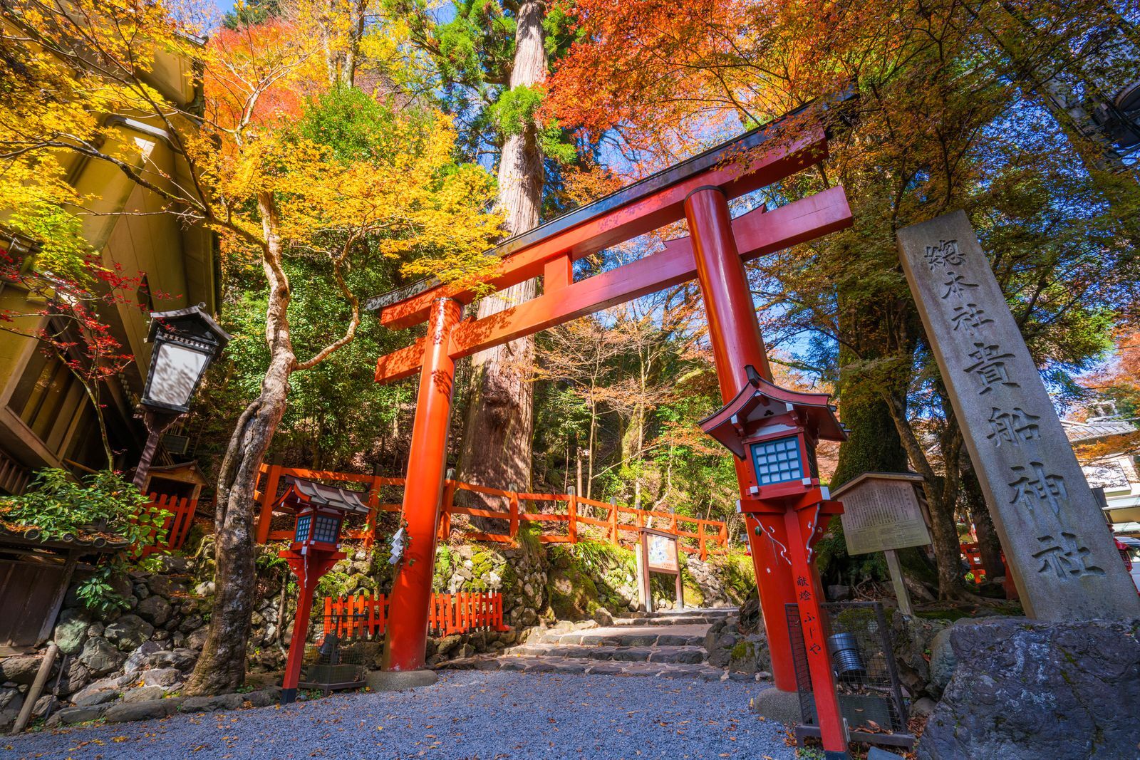 https://static.retrip.jp/article/113813/images/1138131202249d-f31f-4c67-b3f8-5aeacc6f6341_l.jpg